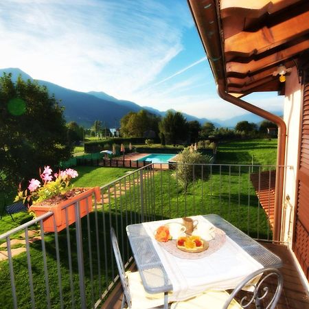 Agriturismo Alla Poncia Граведона Екстериор снимка