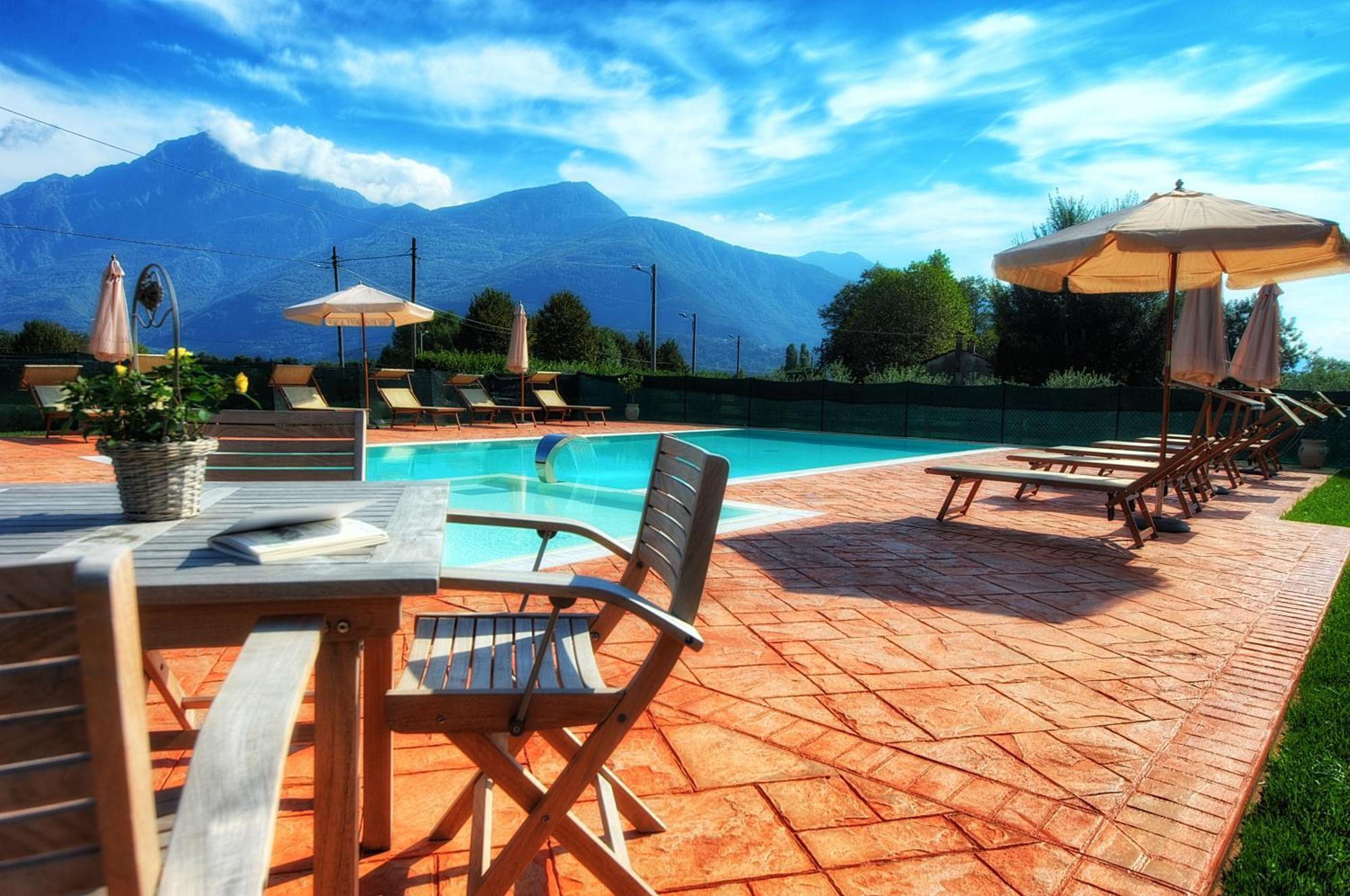 Agriturismo Alla Poncia Граведона Екстериор снимка