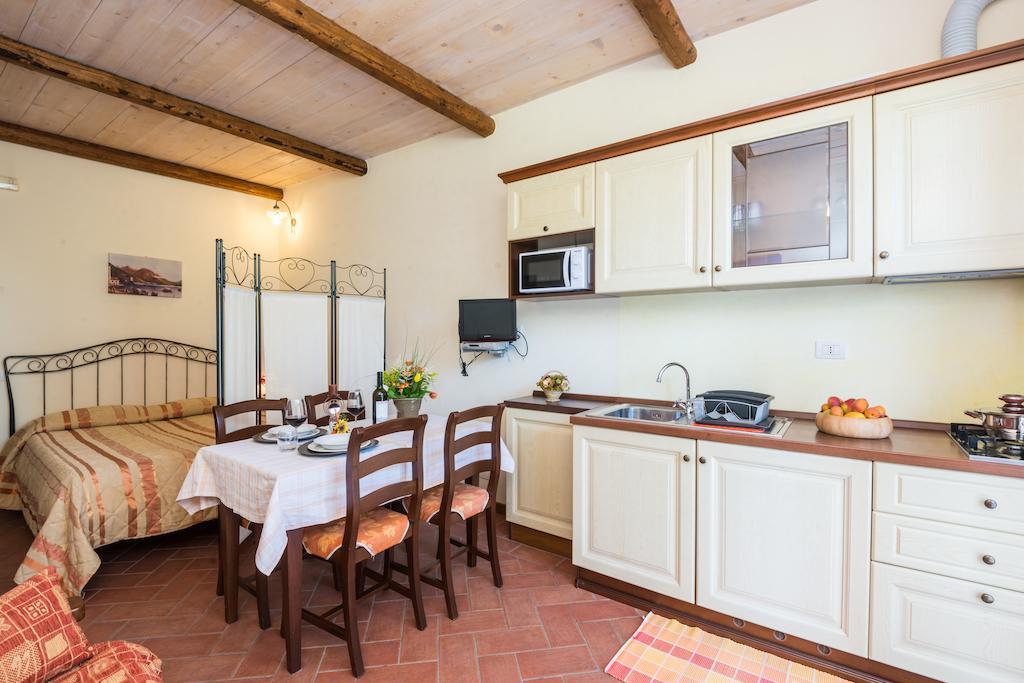 Agriturismo Alla Poncia Граведона Стая снимка