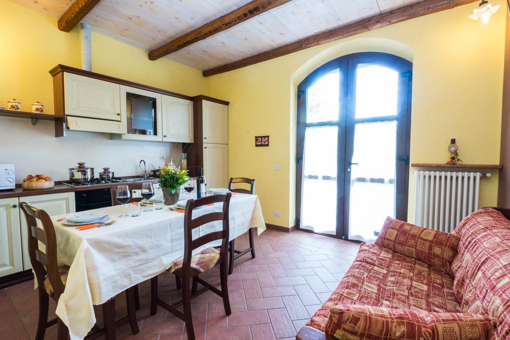 Agriturismo Alla Poncia Граведона Стая снимка