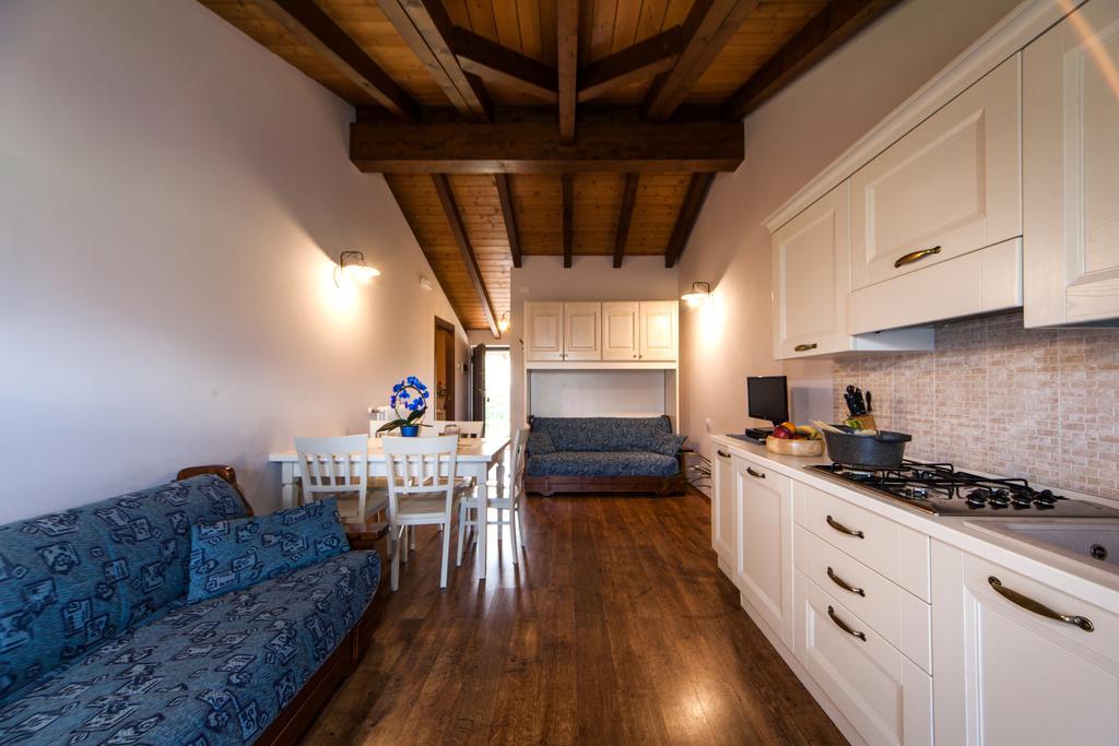 Agriturismo Alla Poncia Граведона Екстериор снимка